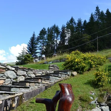 Alle Pendici Del Monte Rosa שמפולוק