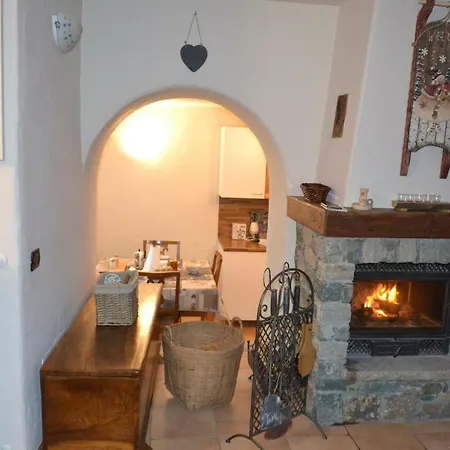 Alle Pendici Del Monte Rosa 펜션 *